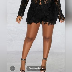 Black lace shorts in sz. Small.